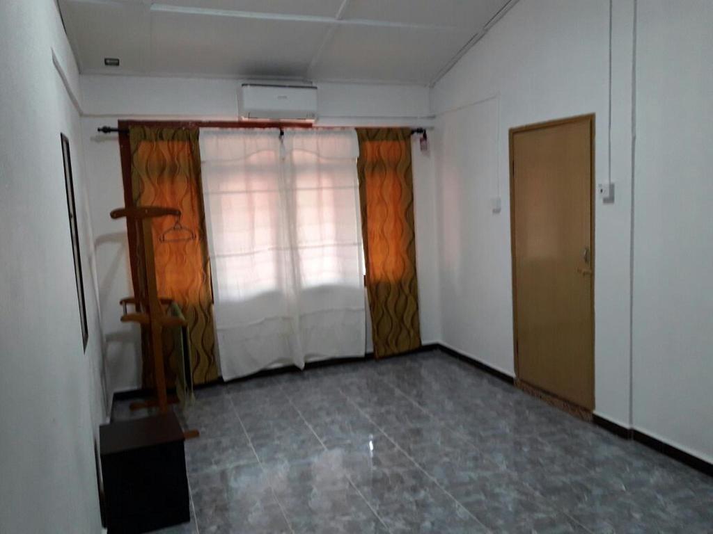 Nur Muslim Homestay At Kota Bharu Bagian luar foto