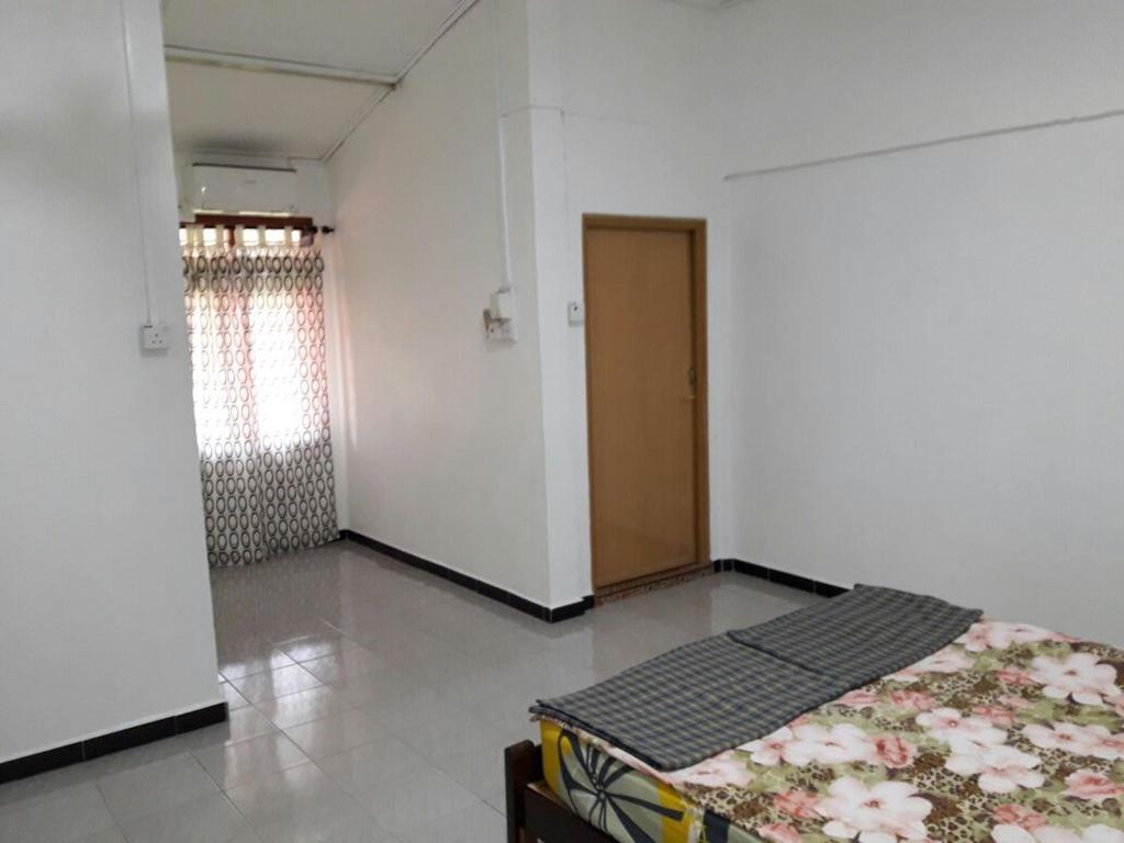 Nur Muslim Homestay At Kota Bharu Bagian luar foto