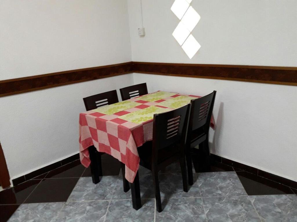 Nur Muslim Homestay At Kota Bharu Bagian luar foto