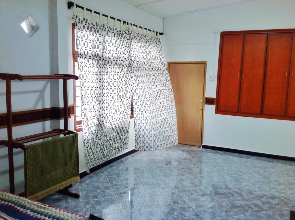 Nur Muslim Homestay At Kota Bharu Bagian luar foto