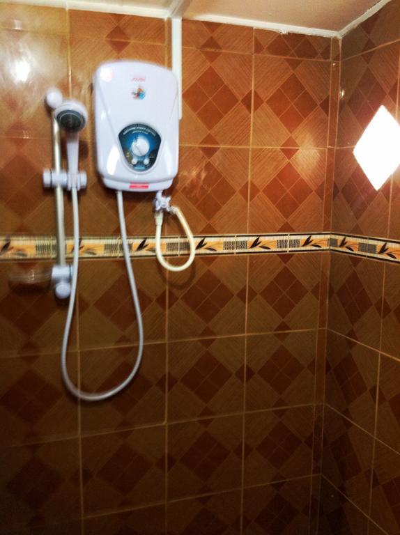 Nur Muslim Homestay At Kota Bharu Bagian luar foto