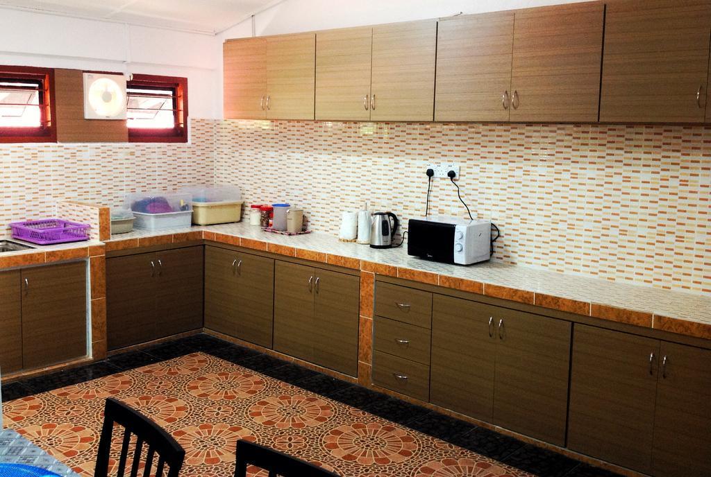 Nur Muslim Homestay At Kota Bharu Bagian luar foto